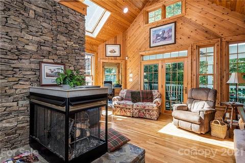 100 Shore Dr, Morganton, NC 28655 photo 10