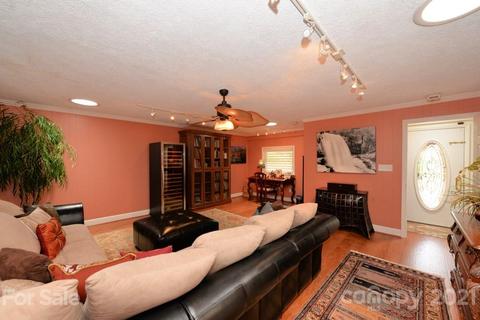55 Labrador Ln, Cullowhee, NC 28723 photo 23
