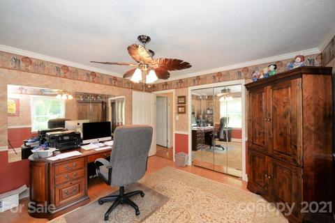 55 Labrador Ln, Cullowhee, NC 28723 photo 10