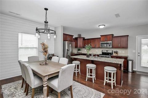 7142 Sonja Dr, Clover, SC 29710 photo 4