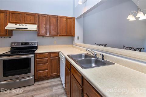 19964 Oak Leaf Cir, Cornelius, NC 28031 photo 10