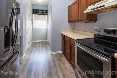 19964 Oak Leaf Cir, Cornelius, NC 28031 photo 12