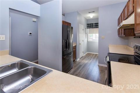 19964 Oak Leaf Cir, Cornelius, NC 28031 photo 9