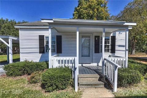 108 E Wilson St, Wingate, NC 28174 photo 1