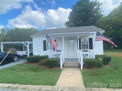 108 E Wilson St, Wingate, NC 28174 photo 2