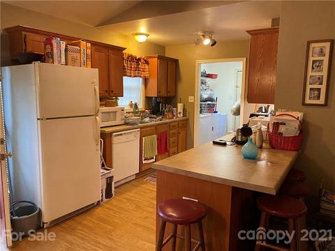 1033 Tabor Rd, Olin, NC 28660 photo 3