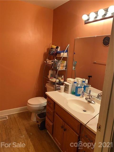 1033 Tabor Rd, Olin, NC 28660 photo 6