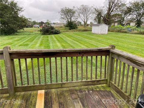 1033 Tabor Rd, Olin, NC 28660 photo 10