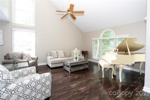 513 Stuart Rdg, Cramerton, NC 28032 photo 6