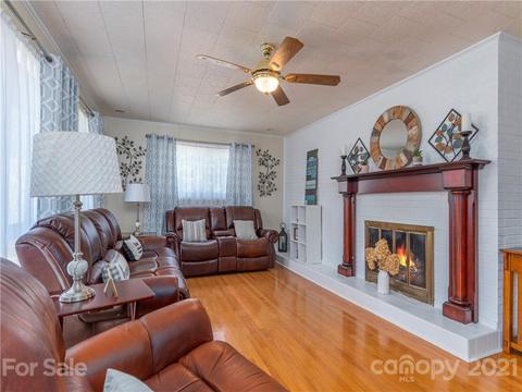 208 Painter St, Canton, NC 28716 photo 5