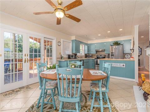 208 Painter St, Canton, NC 28716 photo 8
