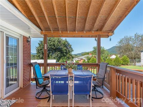 208 Painter St, Canton, NC 28716 photo 16