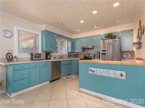 208 Painter St, Canton, NC 28716 photo 9