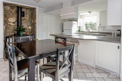 245 We Padgett Rd, Bostic, NC 28018 photo 4