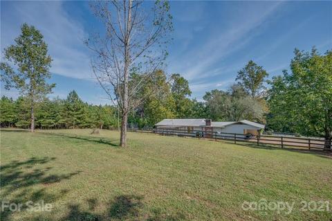 455 Sandy Plains Rd, Tryon, NC 28782 photo 5