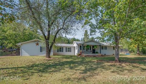 455 Sandy Plains Rd, Tryon, NC 28782 photo 1