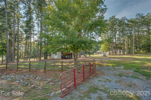 455 Sandy Plains Rd, Tryon, NC 28782 photo 24