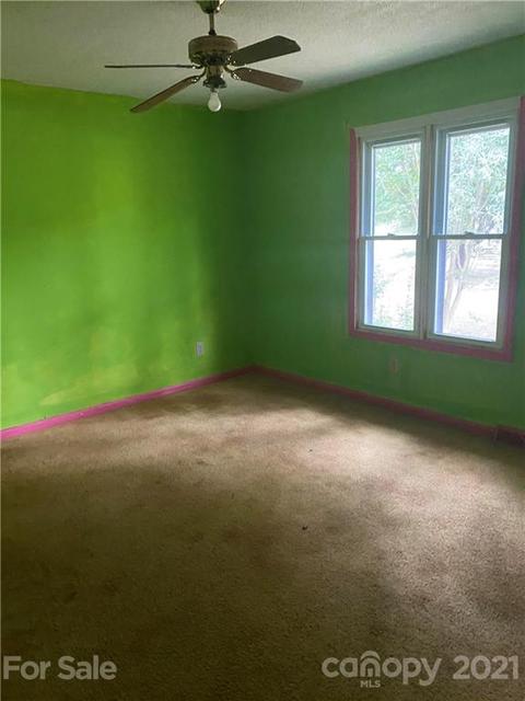 413 Klutz St, Maiden, NC 28650 photo 4