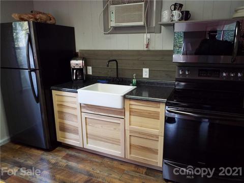 286 Lyle Downs Rd, Franklin, NC 28734 photo 3