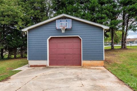341 Cedar Forest Loop, Hickory, NC 28601 photo 20