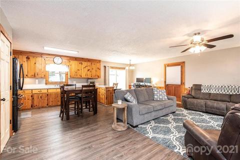 341 Cedar Forest Loop, Hickory, NC 28601 photo 6