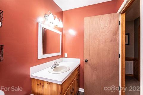 341 Cedar Forest Loop, Hickory, NC 28601 photo 12