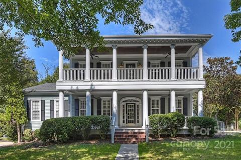 612 Wolfe St, Davidson, NC 28036 photo 1