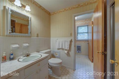 4413 Farmbrook Rd, Gastonia, NC 28056 photo 18