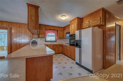 4413 Farmbrook Rd, Gastonia, NC 28056 photo 6