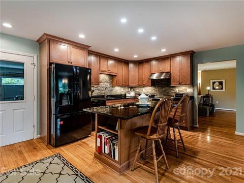 25 Lynnette Dr, Fairview, NC 28730 photo 7