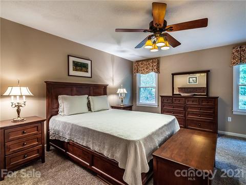 25 Lynnette Dr, Fairview, NC 28730 photo 25