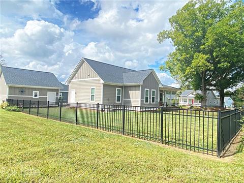 1001 33rd Avenue Ne Loop NE, Hickory, NC 28601 photo 19