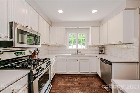 3427 Gresham Pl, Charlotte, NC 28211 photo 17