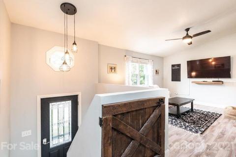 319 Cedar Forest Loop, Hickory, NC 28601 photo 16
