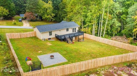 319 Cedar Forest Loop, Hickory, NC 28601 photo 3