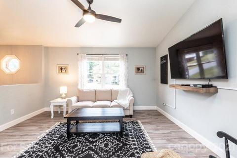 319 Cedar Forest Loop, Hickory, NC 28601 photo 15