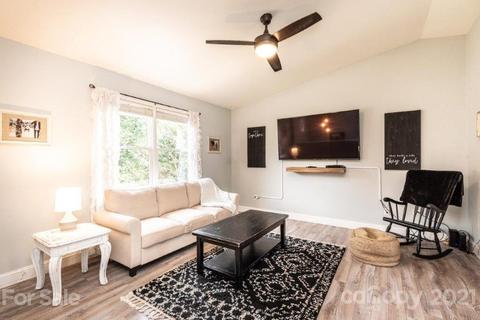 319 Cedar Forest Loop, Hickory, NC 28601 photo 12