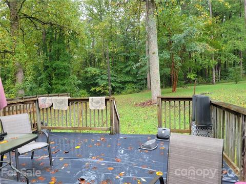 622 Blacksnake Rd, Stanley, NC 28164 photo 2