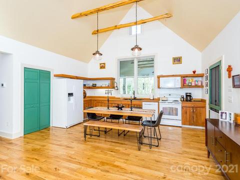 623 Board Tree Rd, Marshall, NC 28753 photo 11