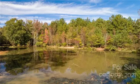 5967 Lockhart Rd, Sharon, SC 29742 photo 1