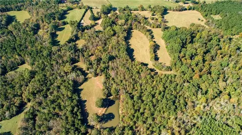 5967 Lockhart Rd, Sharon, SC 29742 photo 10