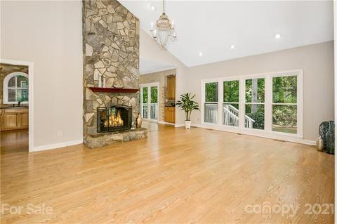 18801 Hammock Ln, Davidson, NC 28036 photo 9