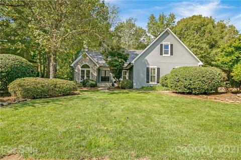 18801 Hammock Ln, Davidson, NC 28036 photo 1
