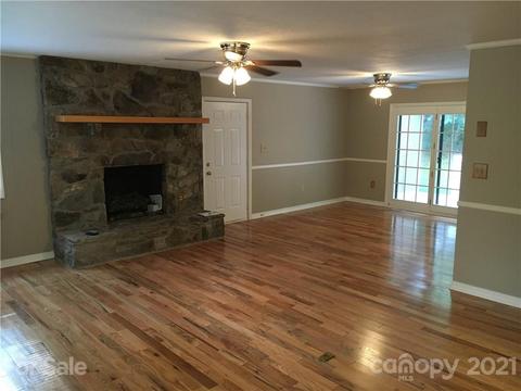 21 Sitton Rd, Sylva, NC 28779 photo 6