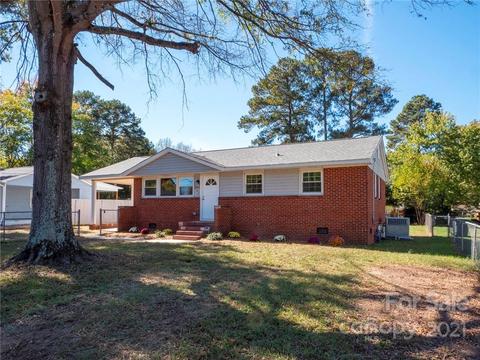 607 Castle Rd, Monroe, NC 28110 photo 1
