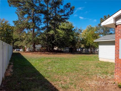 607 Castle Rd, Monroe, NC 28110 photo 5