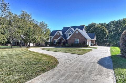 1928 Windmere Dr, Monroe, NC 28110 photo 3