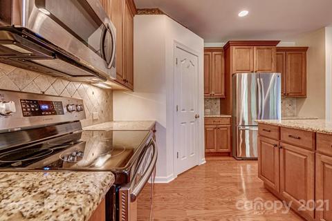 8357 Bampton Dr, Concord, NC 28027 photo 13