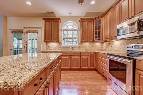 8357 Bampton Dr, Concord, NC 28027 photo 15