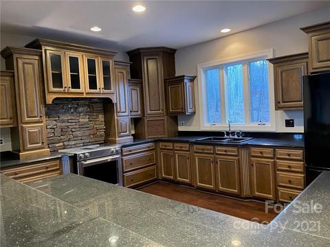 5318 Shoreview Dr, Concord, NC 28025 photo 9